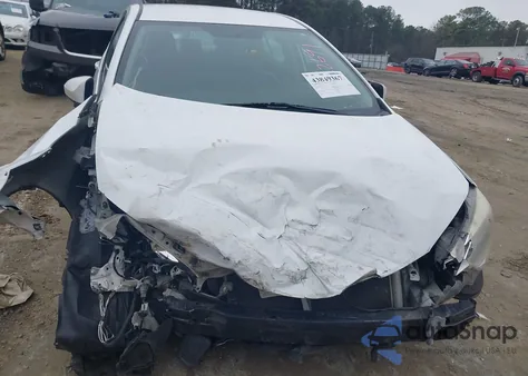 2014 Toyota Corolla L z USA, uszkodzony, nr VIN 2T1BURHE5EC122691